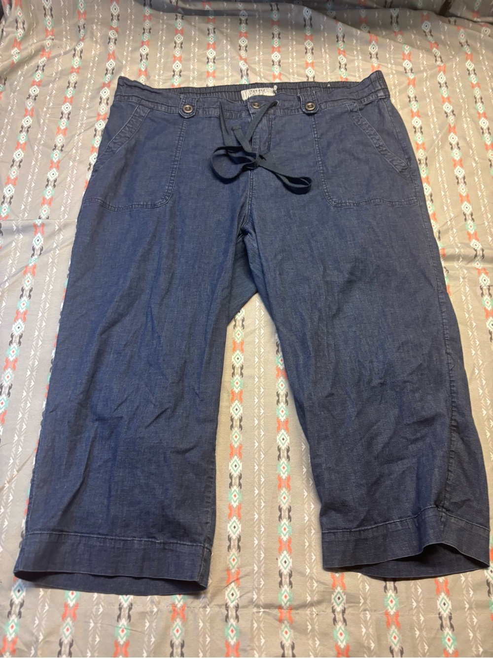 🧩torrid Blue Drawstring Cropped Pants